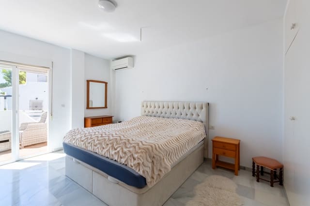 2 soveværelse Villa til salg i Almuñécar med swimmingpool garage - € 598.000 (Ref: 9956186)
