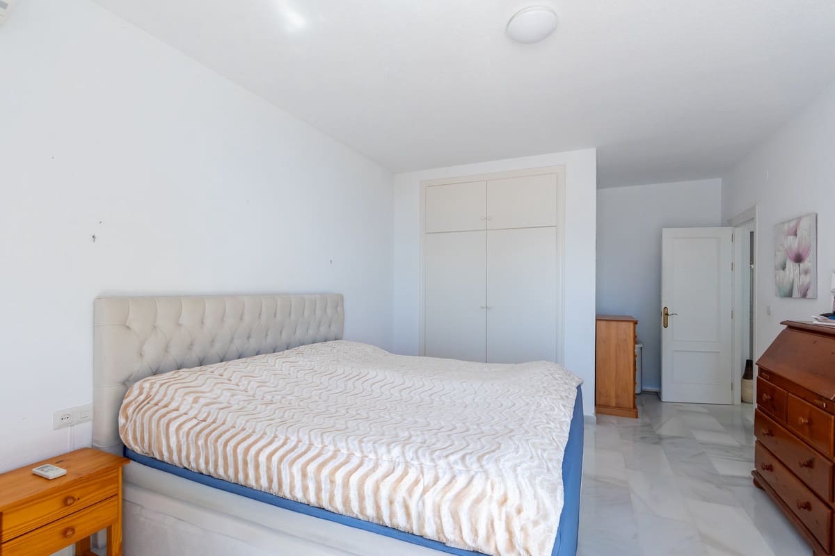 2 sypialnia Willa na sprzedaż w Almunecar z basenem garażem - 565 000 € (Ref: 9956186)