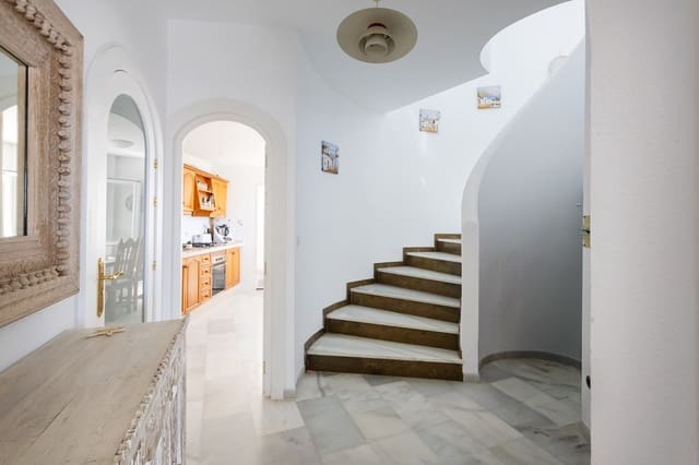 2 soveværelse Villa til salg i Almuñécar med swimmingpool garage - € 598.000 (Ref: 9956186)