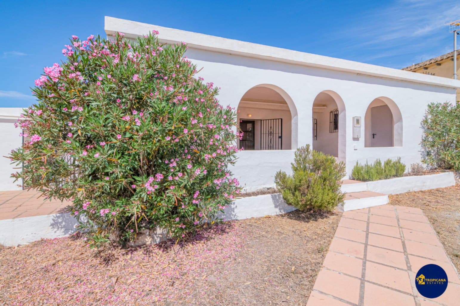 4 sovrum Finca/Hus på landet till salu i Almunecar med garage - 219 000 € (Ref: 9961765)