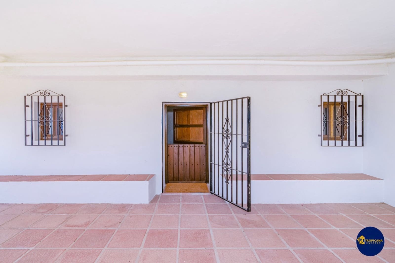 4 sovrum Finca/Hus på landet till salu i Almunecar med garage - 219 000 € (Ref: 9961765)