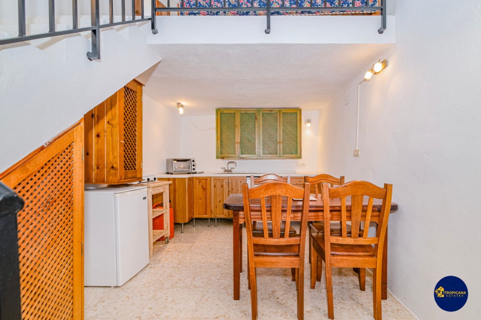 4 sovrum Finca/Hus på landet till salu i Almunecar med garage - 219 000 € (Ref: 9961765)