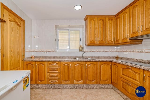 3 sovrum Hus till salu i Jete - 175 000 € (Ref: 9979267)
