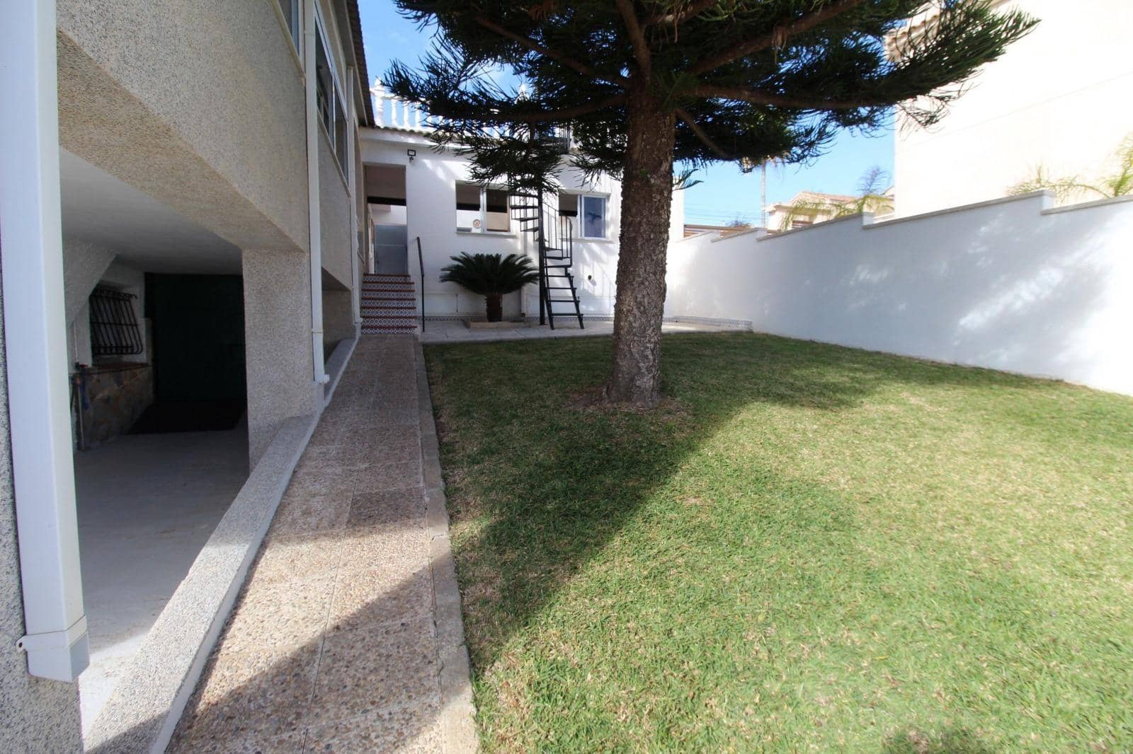 5 slaapkamer Villa te koop in Los Balcones - € 309.000 (Ref: 10006142)