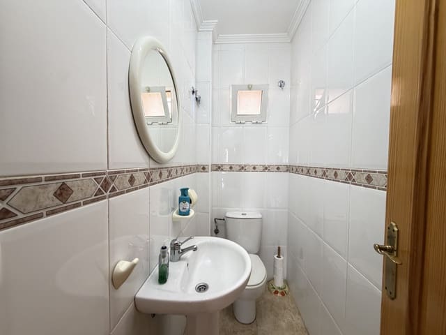 Ático de 3 habitaciones en La Zenia, Orihuela en venta con piscina garaje - 189.000 € (Ref: 10006144)