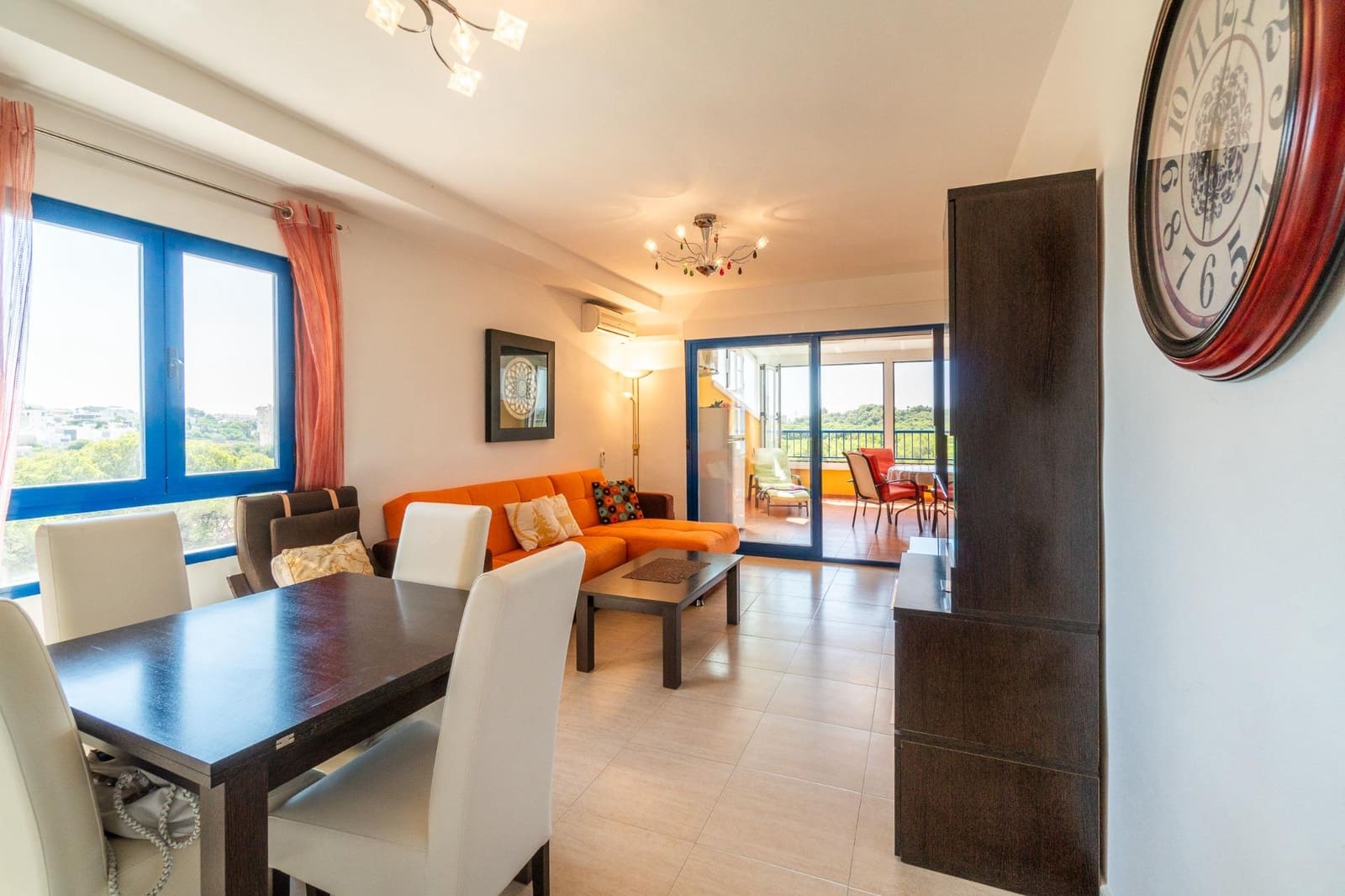 2 Zimmer Apartment zu verkaufen in Cabo Roig mit Pool Garage - 215.000 € (Ref: 10008243)