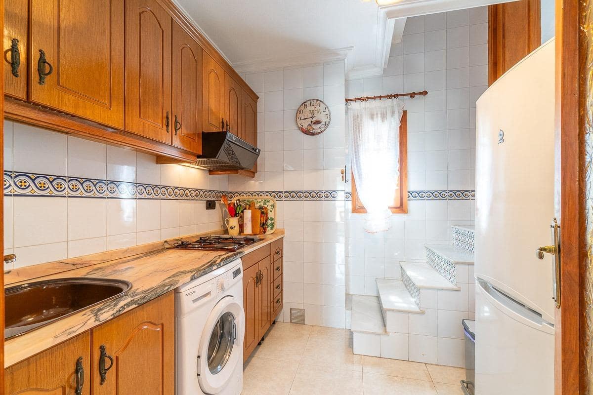 1 camera da letto Appartamento in vendita in Torrevieja con piscina garage - 149.000 € (Rif: 10008244)