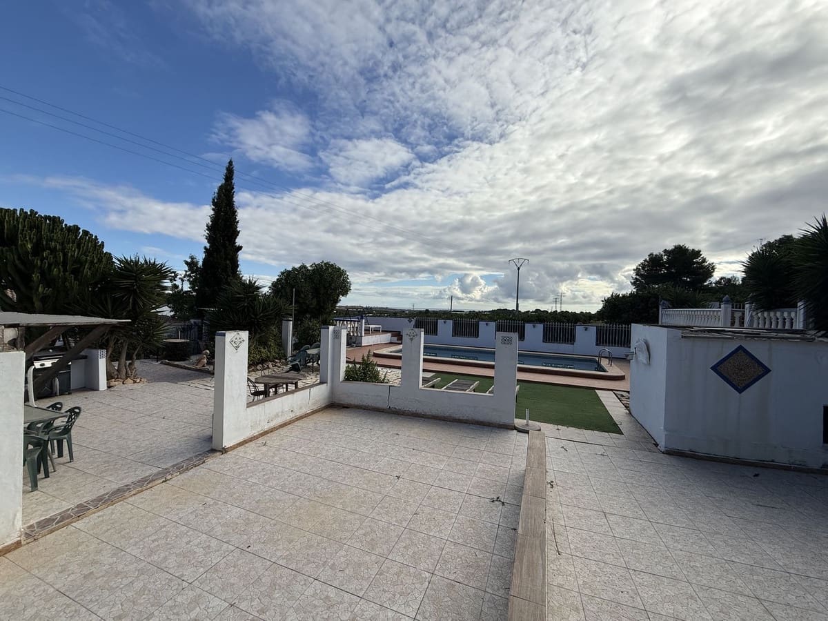 4 Zimmer Finca/Landgut zu verkaufen in Pinar de Campoverde mit Pool Garage - 335.000 € (Ref: 10015007)