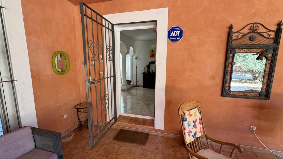 Finca/Casa Rural de 6 habitaciones en Albatera en venta con piscina - 280.000 € (Ref: 10015008)
