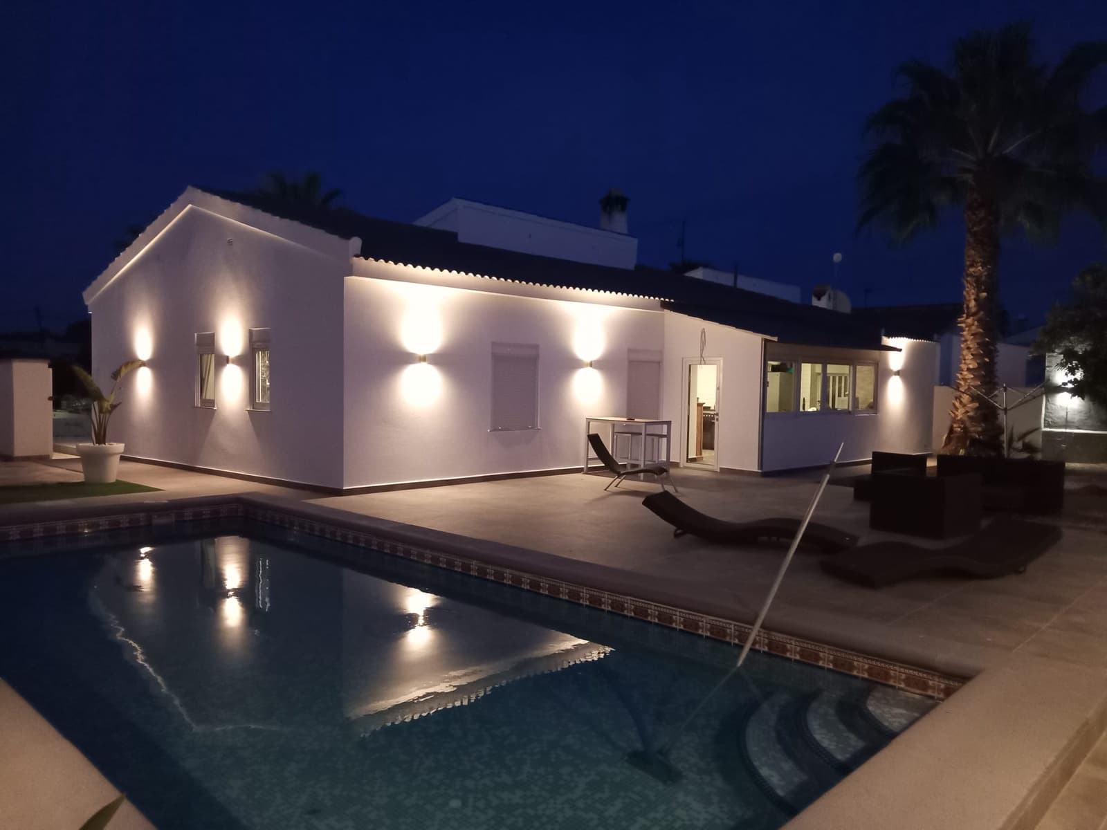 4 bedroom Villa for sale in Cabo Roig with pool - € 695,000 (Ref: 10018167)