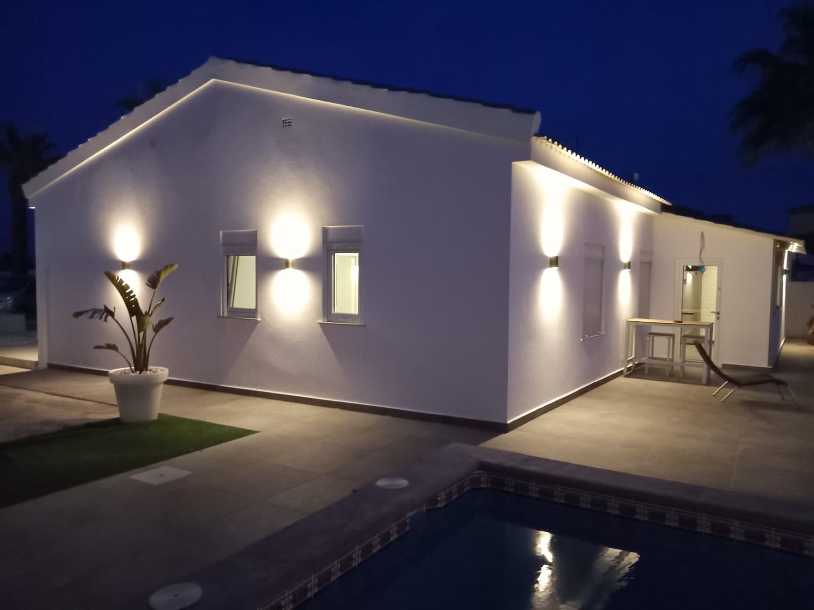 4 bedroom Villa for sale in Cabo Roig with pool - € 695,000 (Ref: 10018167)