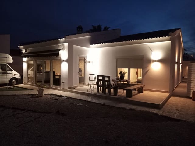 4 bedroom Villa for sale in Cabo Roig, Orihuela with pool - € 695,000 (Ref: 10018167)