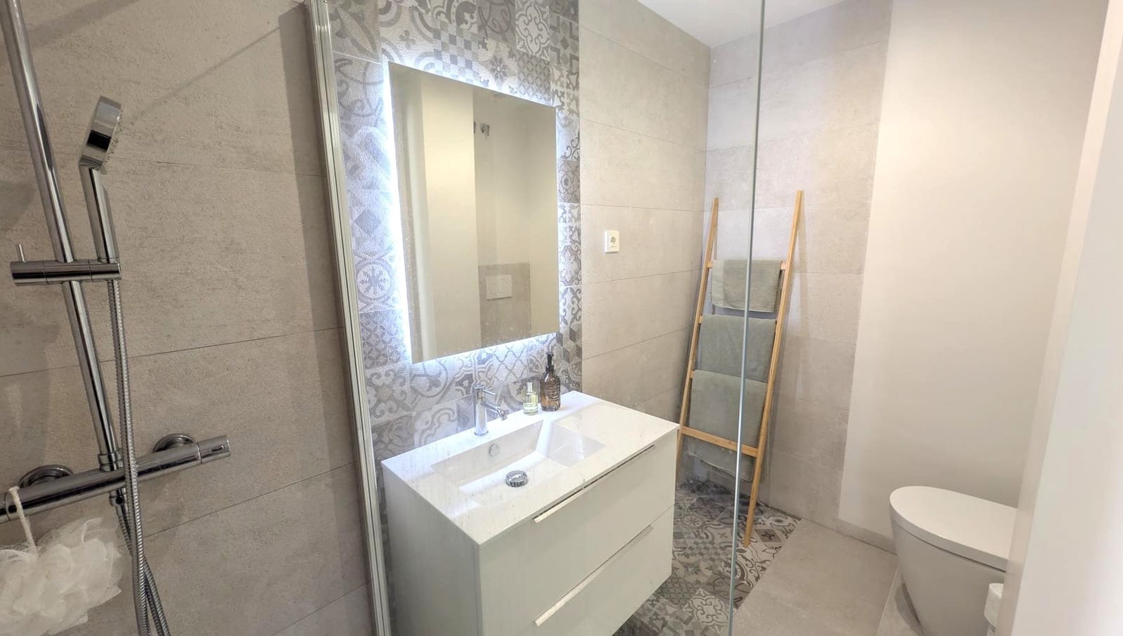 4 Zimmer Villa zu verkaufen in Santiago de la Ribera mit Pool Garage - 475.000 € (Ref: 10044387)