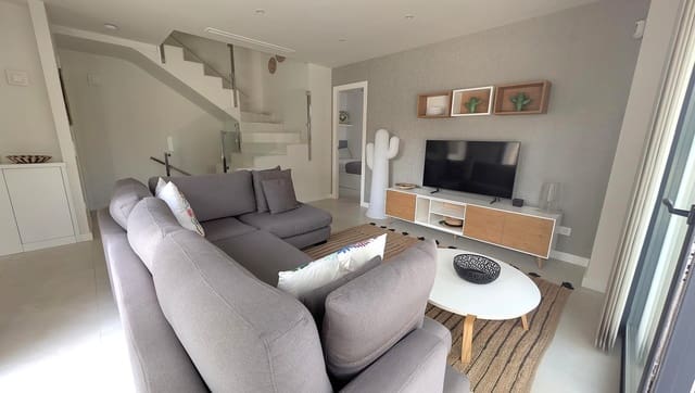 4 Zimmer Villa zu verkaufen in Santiago de la Ribera, San Javier mit Pool Garage - 475.000 € (Ref: 10044387)
