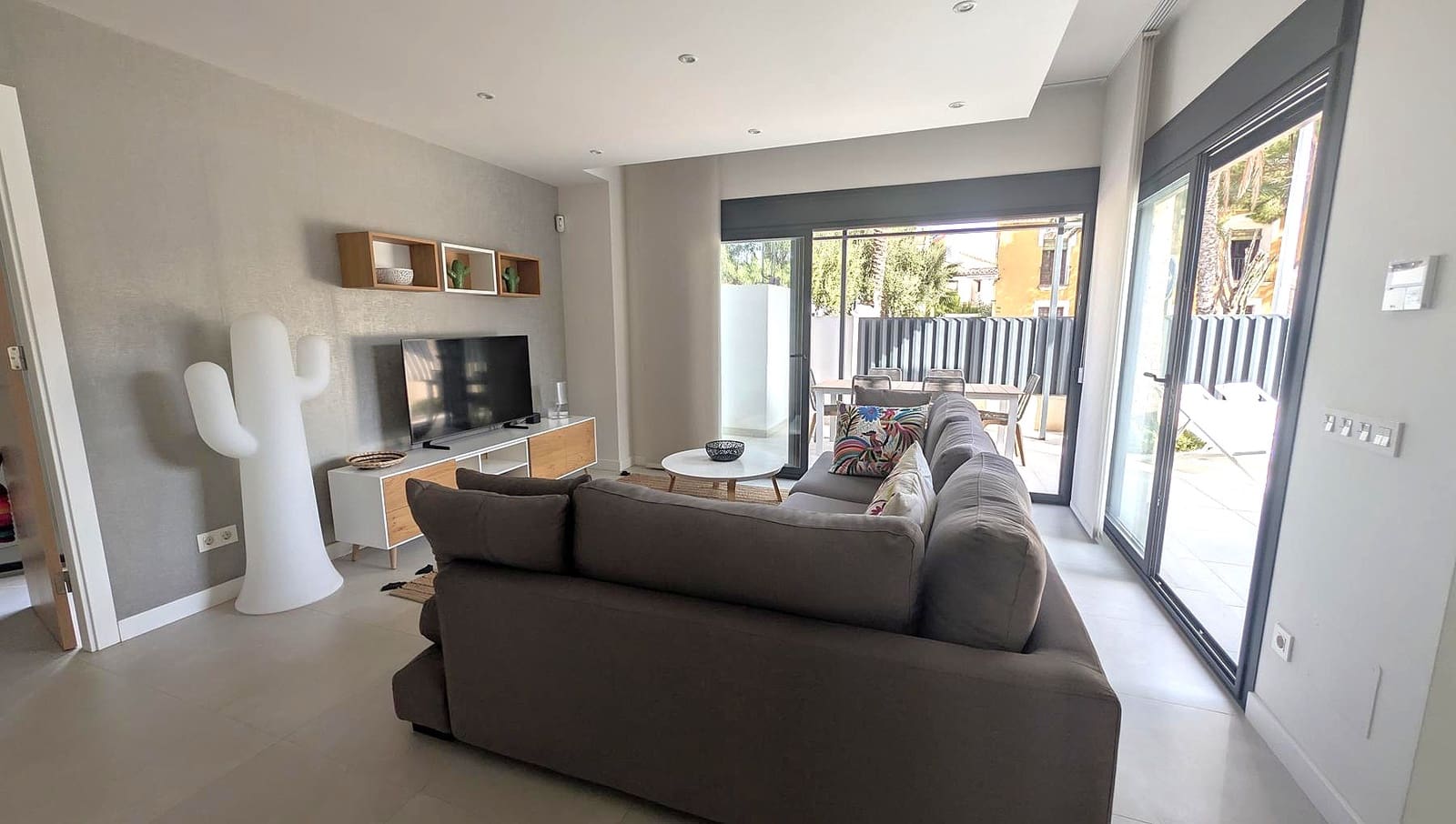 4 Zimmer Villa zu verkaufen in Santiago de la Ribera mit Pool Garage - 475.000 € (Ref: 10044387)