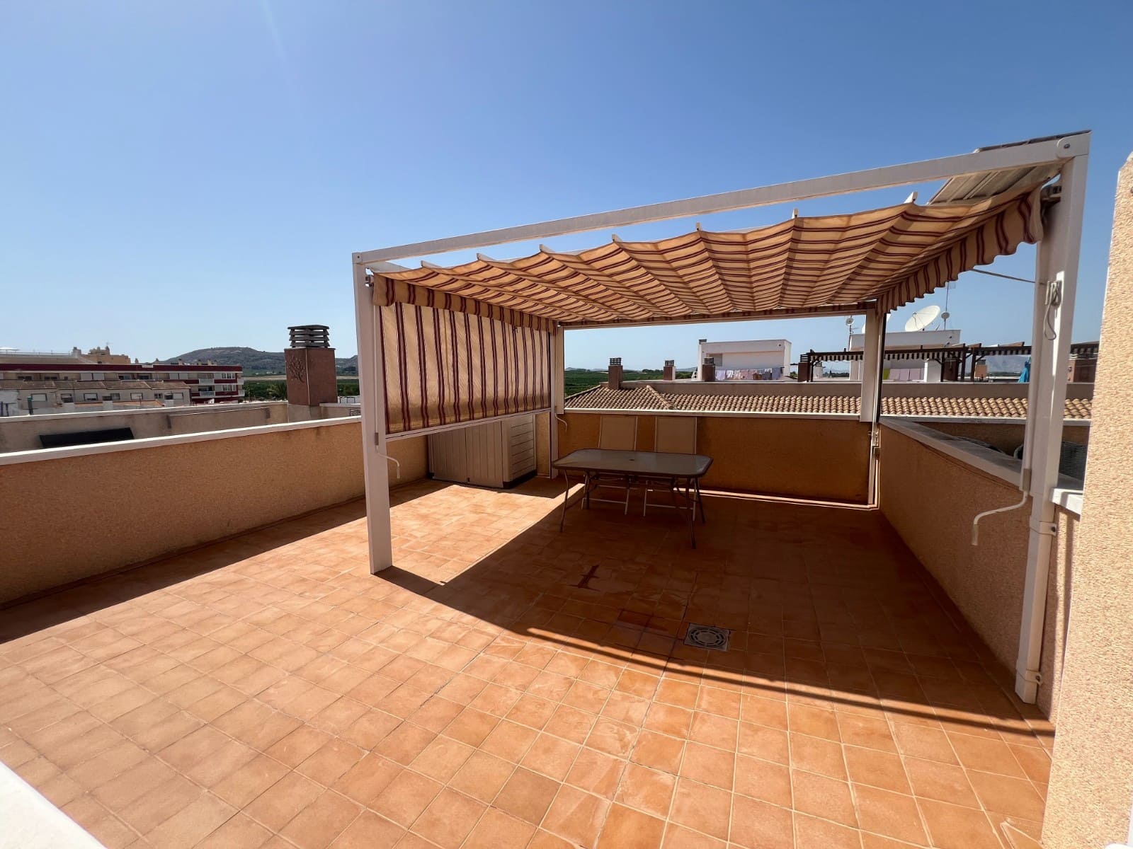 Ático de 2 habitaciones en Algorfa en venta con piscina garaje - 125.000 € (Ref: 10118383)