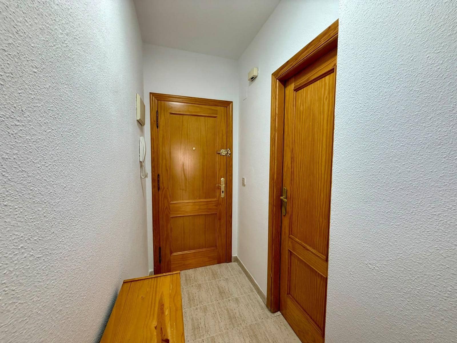 Apartamento de 2 habitaciones en Torrevieja en venta con piscina - 140.000 € (Ref: 10118384)