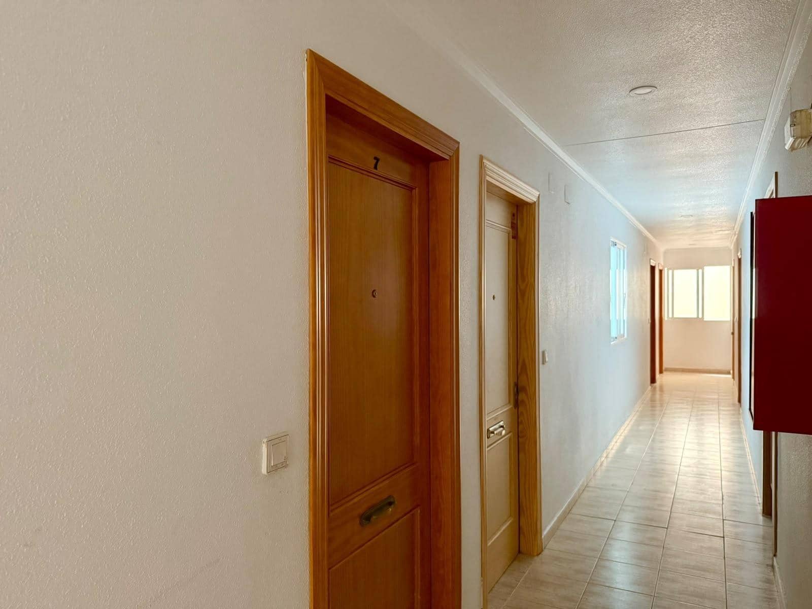Apartamento de 2 habitaciones en Torrevieja en venta con piscina - 140.000 € (Ref: 10118384)
