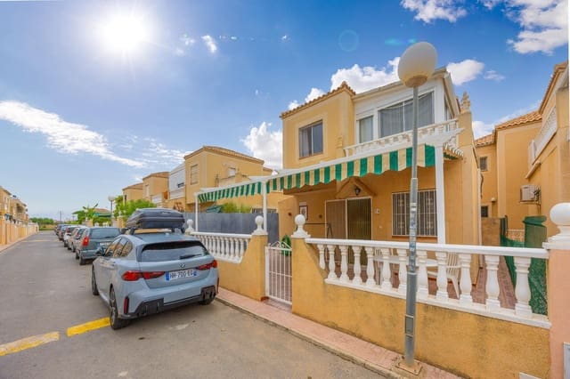3 soverom Villa til salgs i El Limonar, Torrevieja med svømmebasseng - € 199 500 (Ref: 10118634)