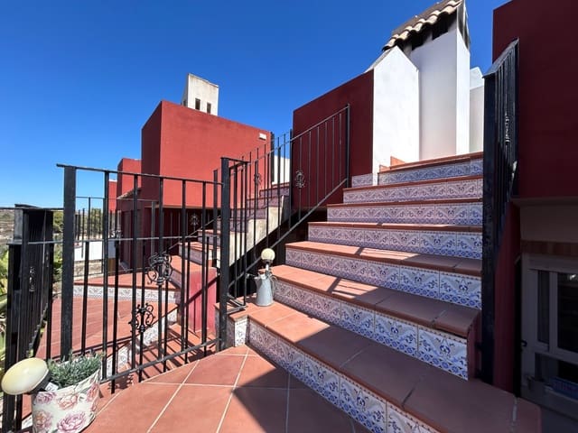 2 slaapkamer Penthouse te koop in Torremendo, Orihuela met zwembad - € 130.000 (Ref: 10132375)