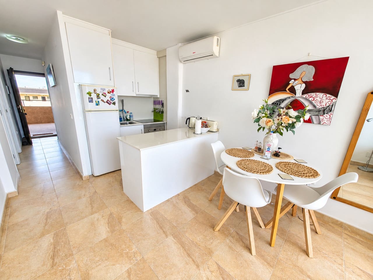 2 sovrum Takvåning till salu i Torrevieja med garage - 149 900 € (Ref: 10132379)