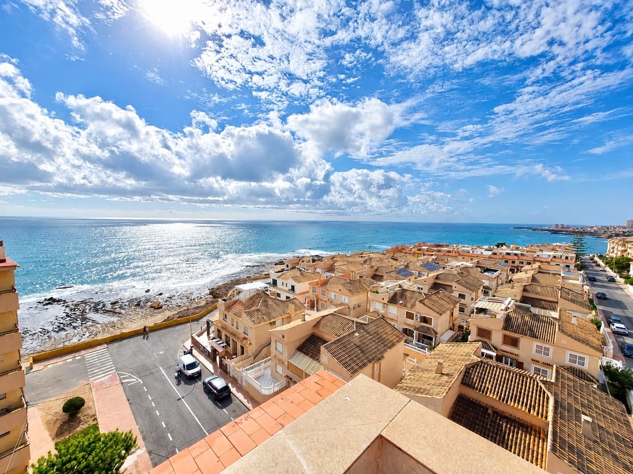 2 sovrum Takvåning till salu i Torrevieja med garage - 149 900 € (Ref: 10132379)