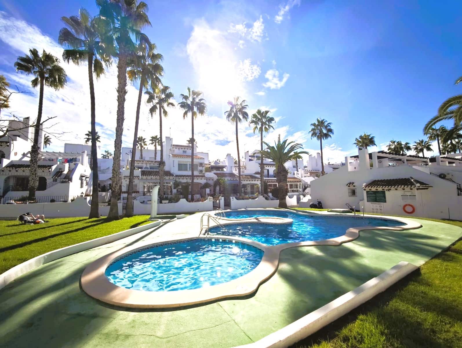 2 soveværelse Penthouse til salg i Villamartin med swimmingpool - € 214.995 (Ref: 10150448)