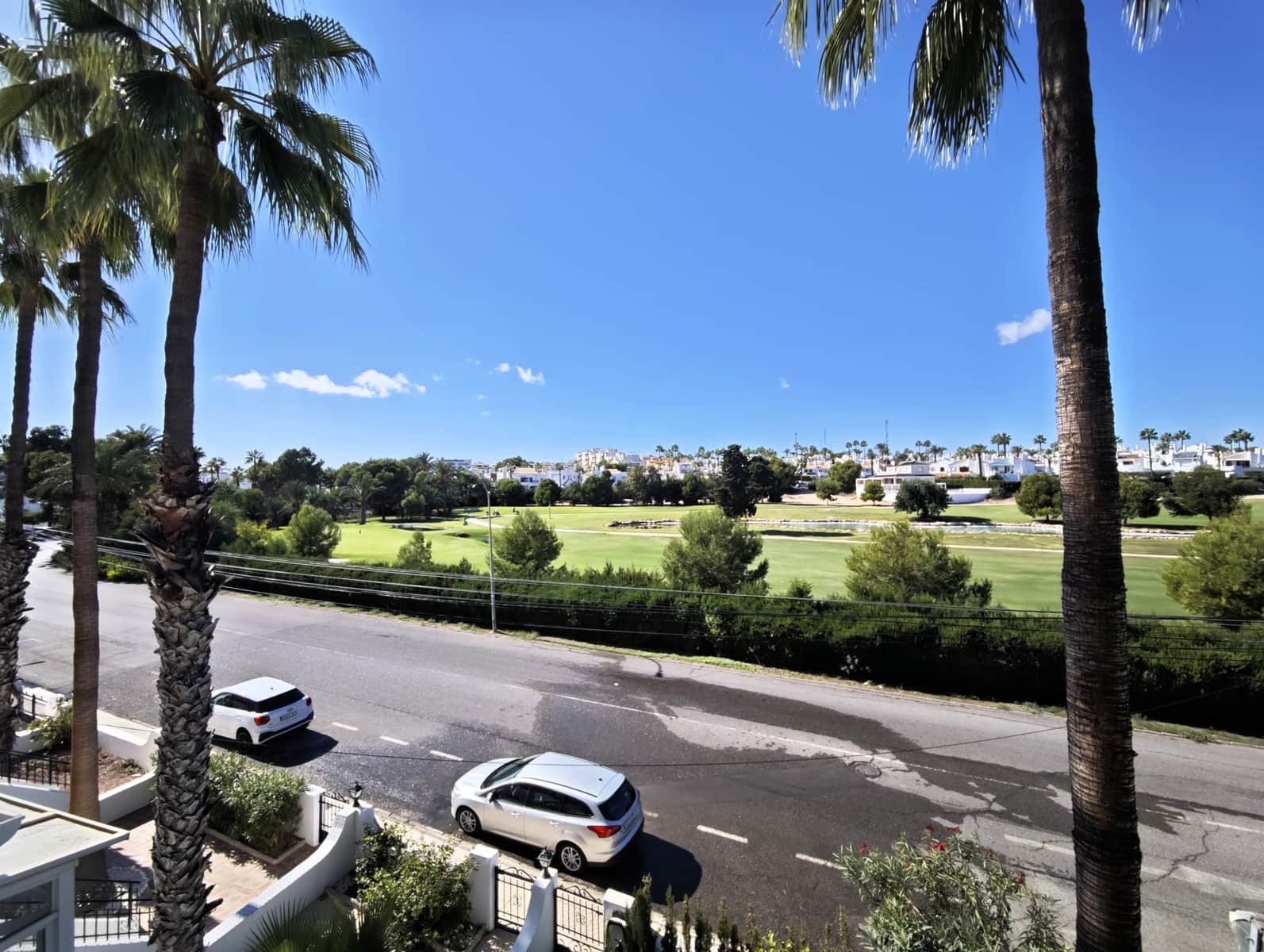 2 soveværelse Penthouse til salg i Villamartin med swimmingpool - € 214.995 (Ref: 10150448)