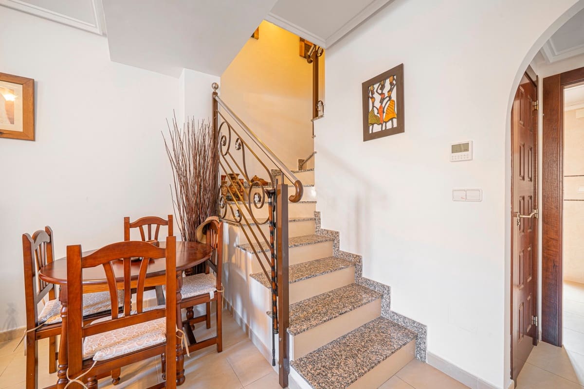 2 sovrum Hus till salu i Ciudad Quesada med pool garage - 195 000 € (Ref: 10168100)