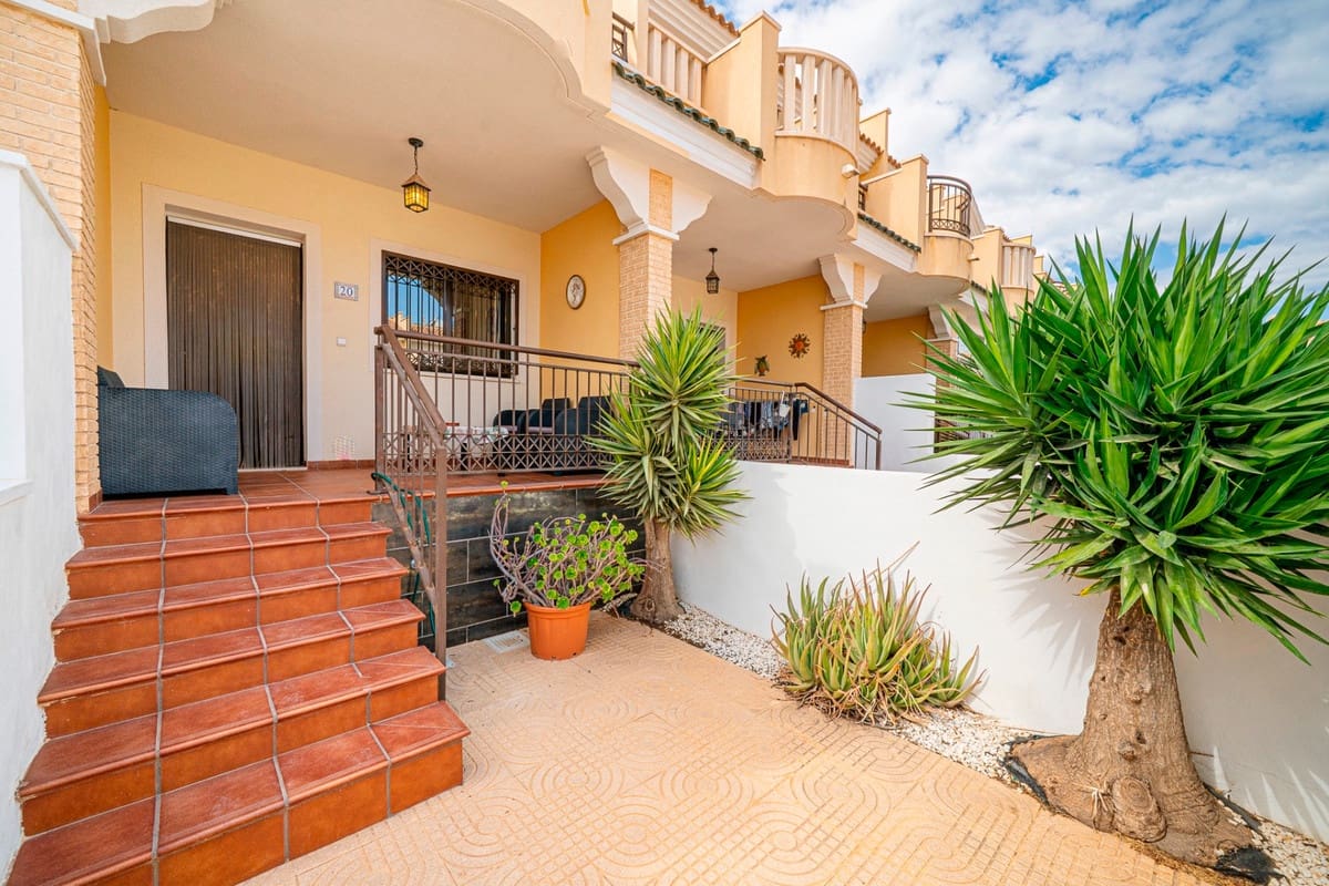 2 sovrum Hus till salu i Ciudad Quesada med pool garage - 195 000 € (Ref: 10168100)