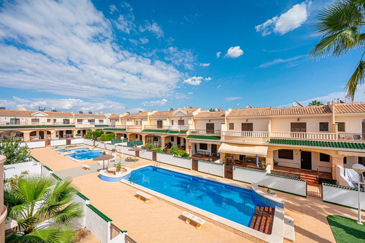 2 sovrum Hus till salu i Ciudad Quesada med pool garage - 195 000 € (Ref: 10168100)