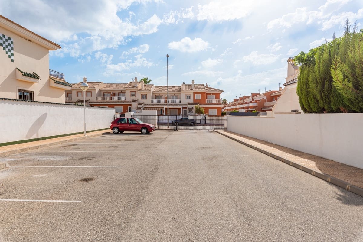 2 sovrum Hus till salu i Ciudad Quesada med pool garage - 195 000 € (Ref: 10168100)