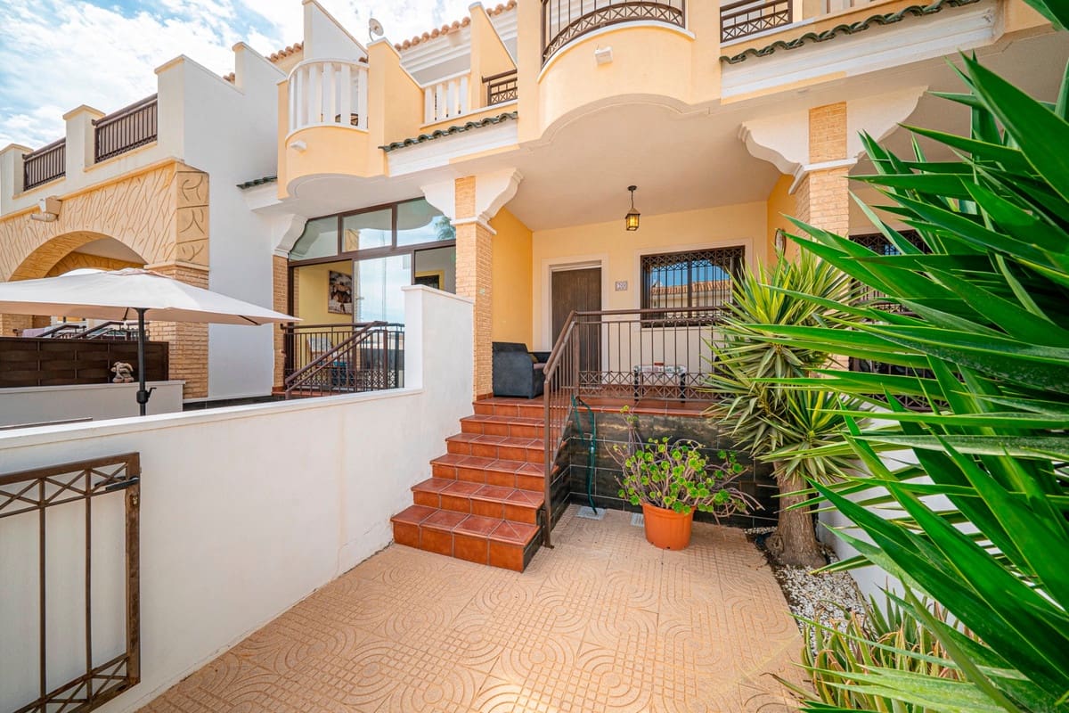 2 sovrum Hus till salu i Ciudad Quesada med pool garage - 195 000 € (Ref: 10168100)