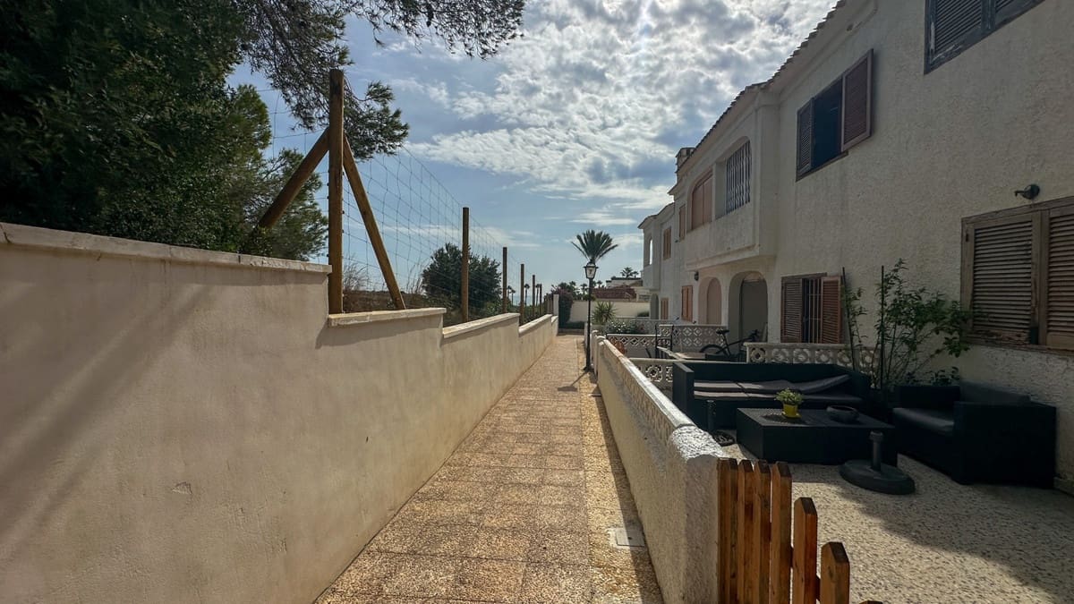3 bedroom Townhouse for sale in Playa Flamenca with garage - € 289,000 (Ref: 10168103)