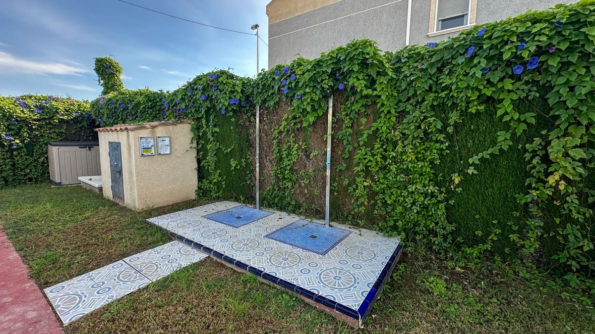 2 soveværelse Byhus til salg i Playa Flamenca med swimmingpool garage - € 180.000 (Ref: 10168106)