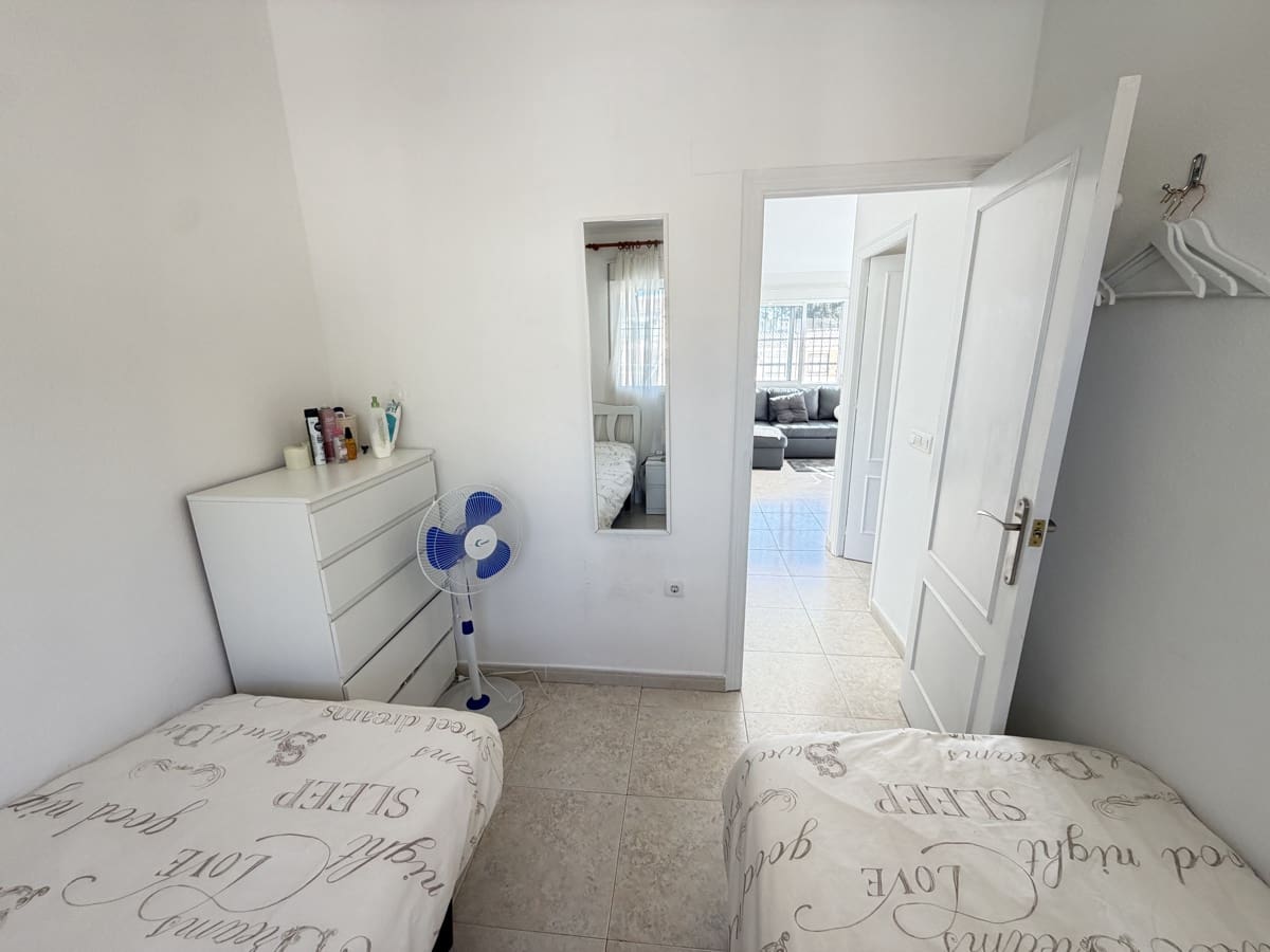 2 chambre Penthouse à vendre à Villamartin avec piscine - 134 995 € (Ref: 10174857)