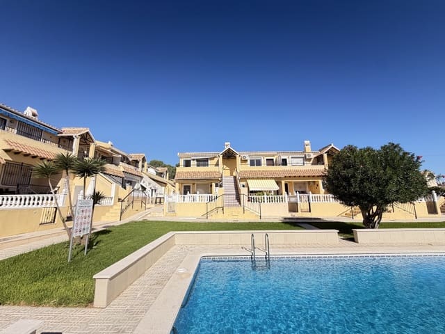 2 makuuhuone Kattohuoneisto myytävänä paikassa Villamartin, Orihuela mukana uima-altaan - 134 995 € (Ref: 10174857)