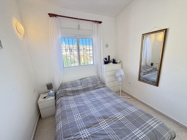 2 makuuhuone Kattohuoneisto myytävänä paikassa Villamartin, Orihuela mukana uima-altaan - 134 995 € (Ref: 10174857)