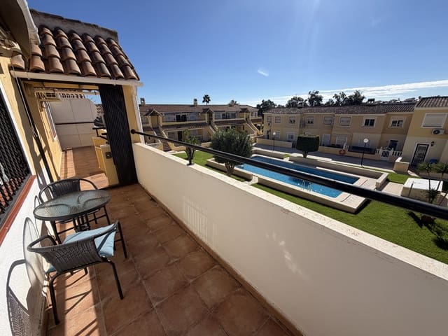 2 makuuhuone Kattohuoneisto myytävänä paikassa Villamartin, Orihuela mukana uima-altaan - 134 995 € (Ref: 10174857)