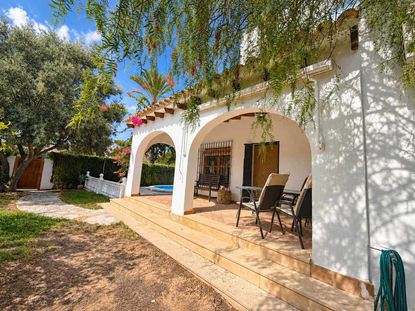 4 soveværelse Villa til salg i Cabo Roig med swimmingpool garage - € 749.950 (Ref: 10186326)