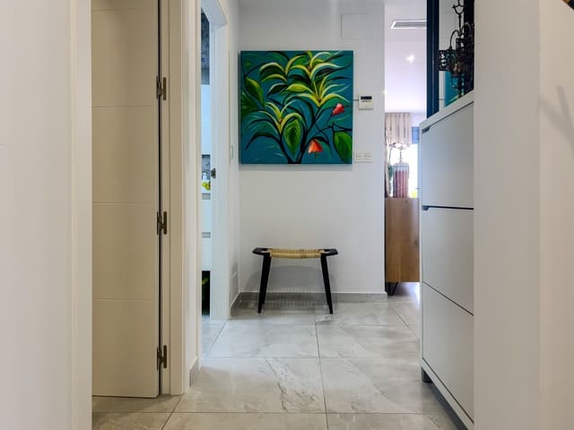 2 Zimmer Penthouse zu verkaufen in Centro - Muelle Pesquero, Torrevieja mit Pool - 325.000 € (Ref: 8290647)