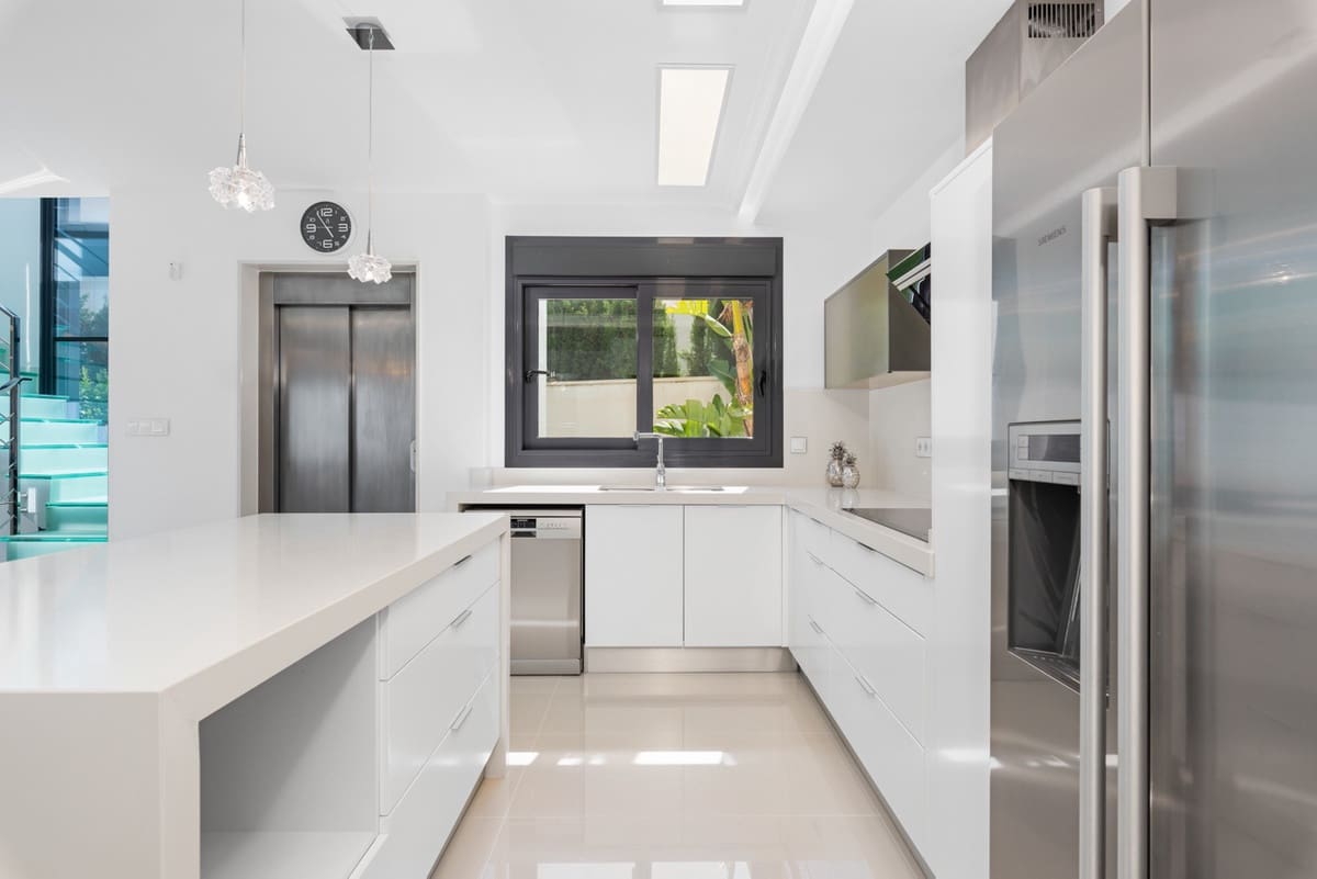 5 camera da letto Villa in vendita in Los Montesinos con piscina garage - 899.000 € (Rif: 8320872)