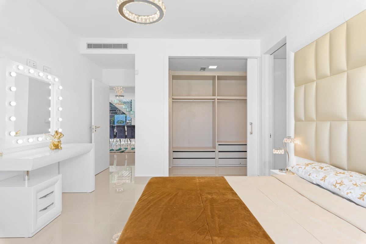 5 camera da letto Villa in vendita in Los Montesinos con piscina garage - 899.000 € (Rif: 8320872)