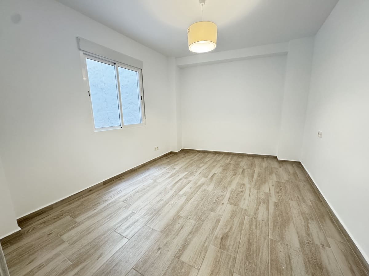 3 soveværelse Lejlighed til salg i Torrevieja - € 144.995 (Ref: 8399292)
