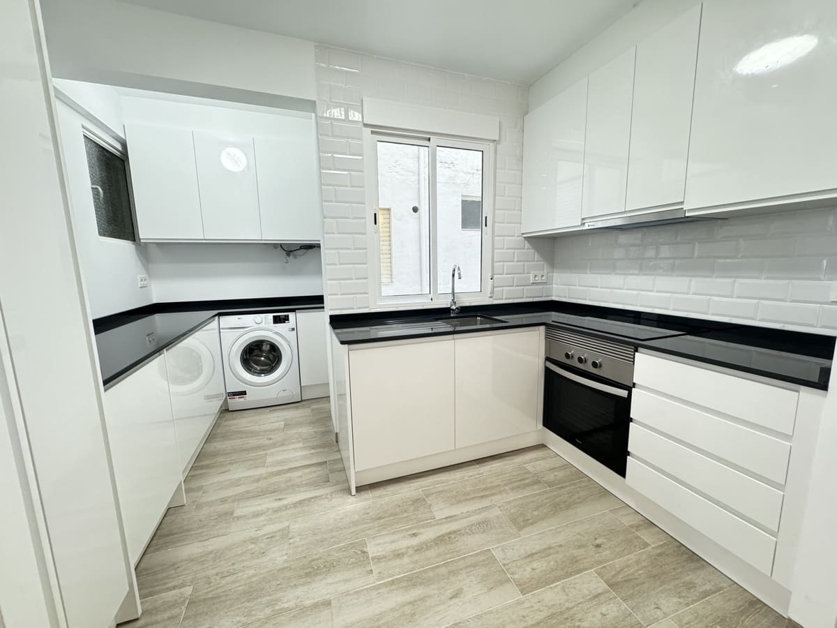 3 soveværelse Lejlighed til salg i Torrevieja - € 144.995 (Ref: 8399292)