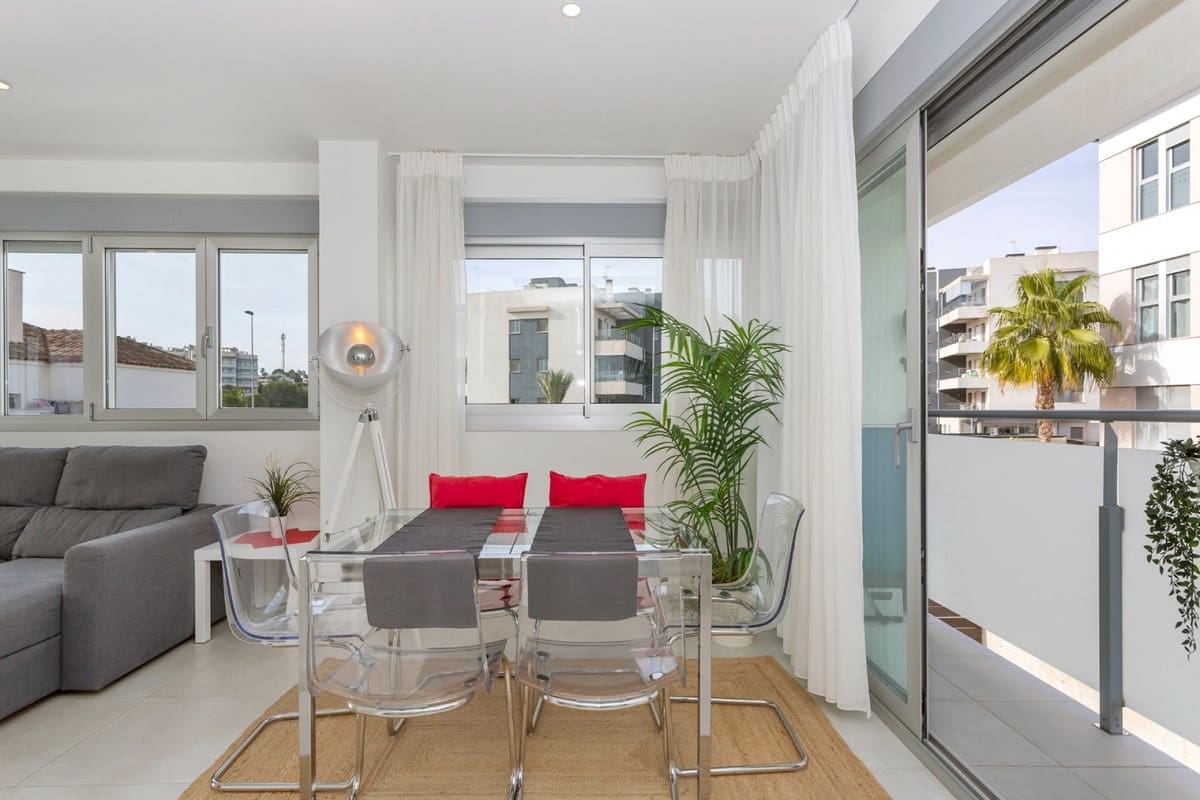 3 soverom Penthouse til salgs i Villamartin med svømmebasseng garasje - € 249 500 (Ref: 8412961)