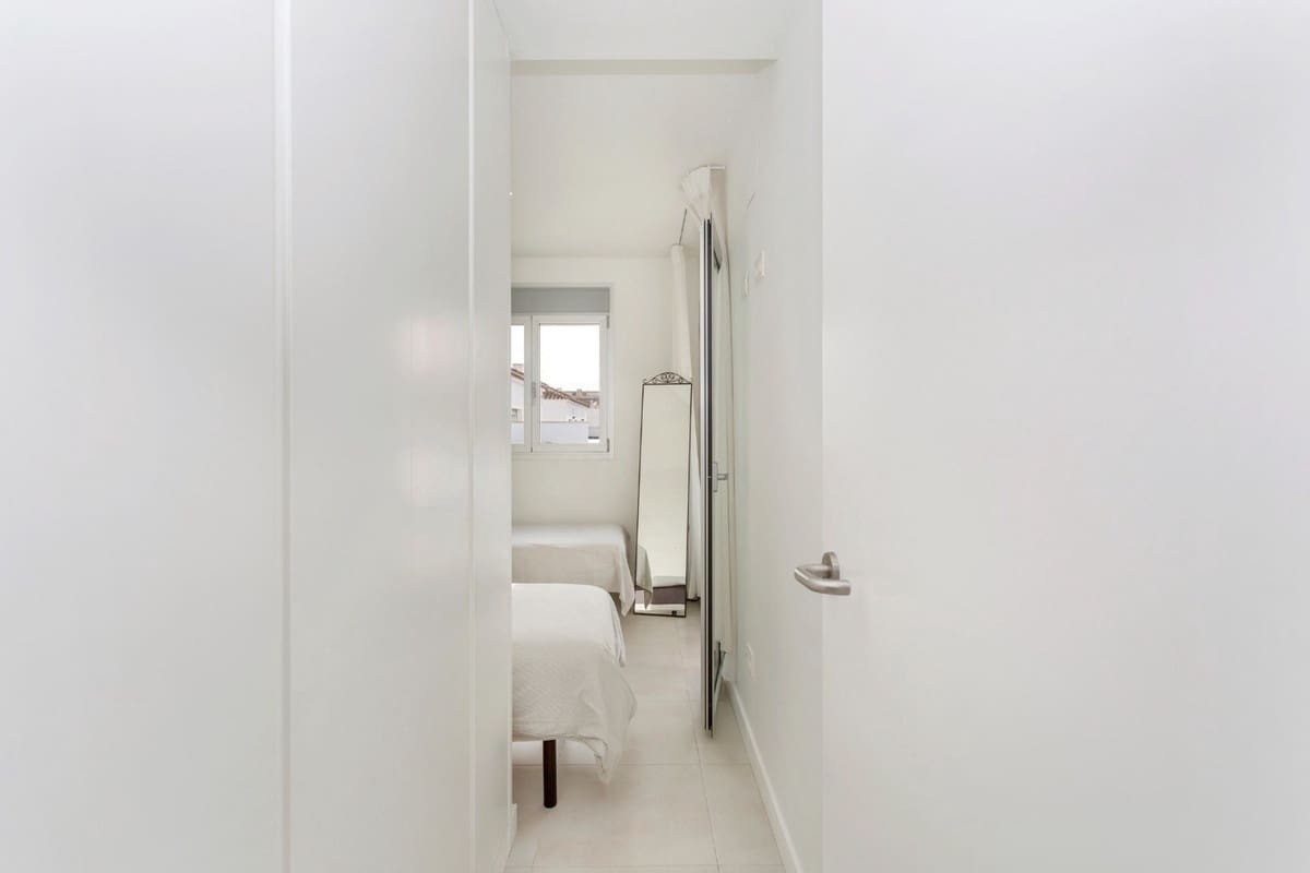 3 soverom Penthouse til salgs i Villamartin med svømmebasseng garasje - € 249 500 (Ref: 8412961)