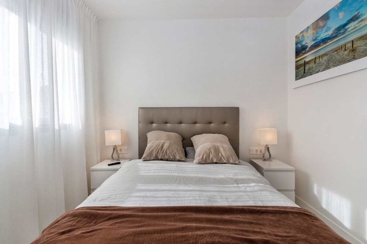 3 soverom Penthouse til salgs i Villamartin med svømmebasseng garasje - € 249 500 (Ref: 8412961)