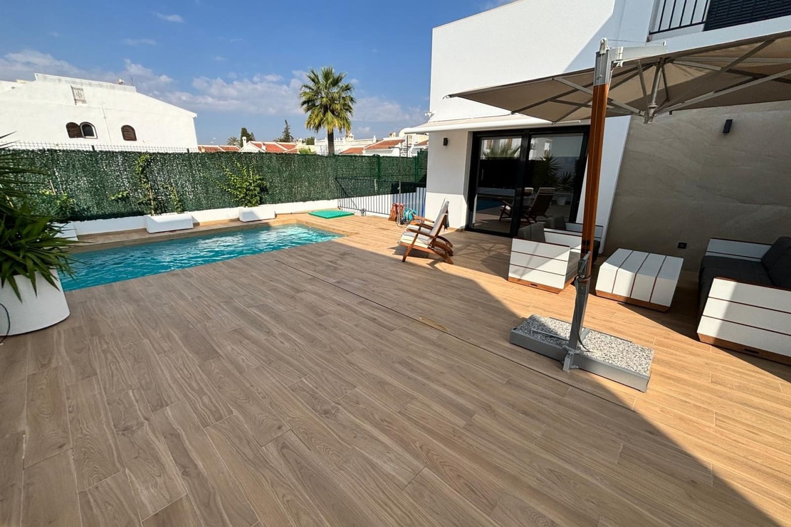 Chalet de 3 habitaciones en Ciudad Quesada en venta con piscina garaje - 529.000 € (Ref: 8611998)