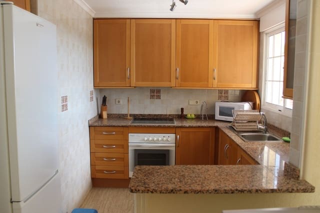 3 bedroom Townhouse for sale in Algorfa with pool garage - € 265,000 (Ref: 8690290)